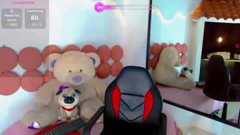 priscilarainbow online show from August 5, 3:37 am