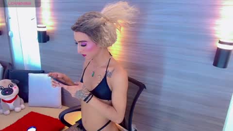 priscilarainbow online show from August 7, 8:42 pm