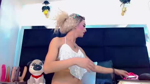 priscilarainbow online show from August 9, 6:58 am