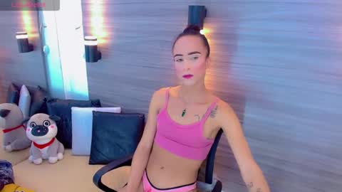 priscilarainbow online show from August 10, 11:17 pm