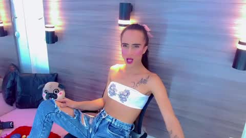 priscilarainbow online show from August 14, 10:02 pm