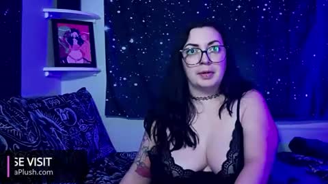 Priscilla Plush online show from July 20, 7:22 am