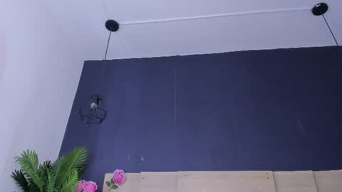 prisilarivas_ online show from August 4, 3:20 pm