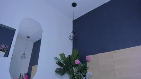 prisilarivas_ online show from August 9, 5:36 pm