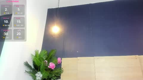 prisilarivas_ online show from August 15, 11:58 am