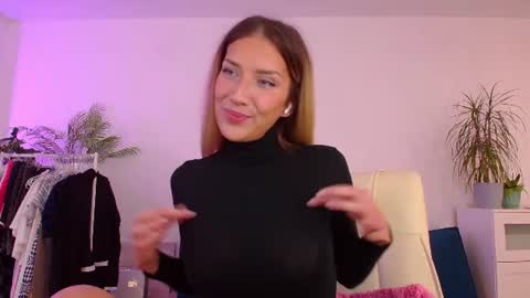 Nansy online show from June 13, 4:37 pm