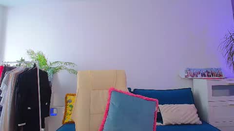 Nansy online show from July 30, 1:07 pm