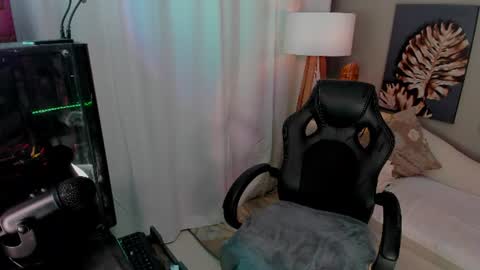 Priya Rose online show from July 25, 6:56 pm