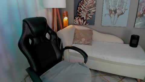 Priya Rose online show from July 29, 6:48 pm
