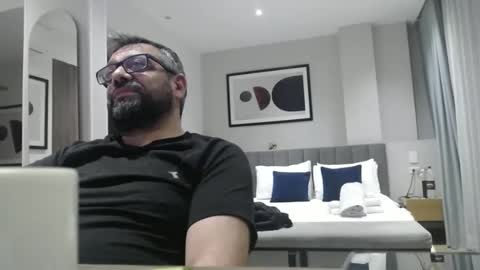 Professional manBD online show from May 5, 1:18 am