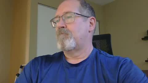 professor21255 online show from August 25, 12:34 pm