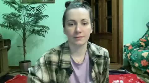 proud sweet 21 online show from August 12, 1:41 am