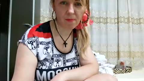 Pryncess sweety online show from July 25, 7:40 pm