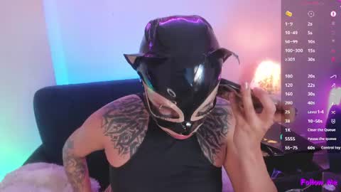 psycodoll online show from August 8, 11:38 pm