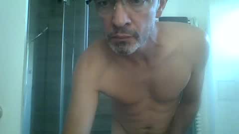 Pueblom69 online show from August 13, 5:43 am