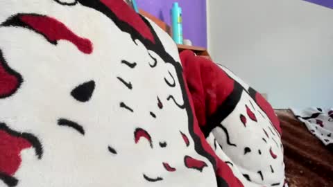 puffies_fantasy online show from August 12, 12:40 pm