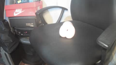 puky_mza online show from April 3, 12:52 am