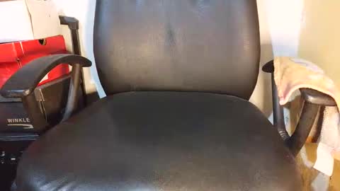 puky_mza online show from April 16, 10:49 pm