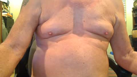 pulltoy1 online show from September 10, 4:36 am