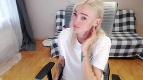 Polly online show from June 10, 6:20 am