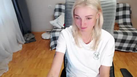 Polly online show from June 11, 12:55 pm