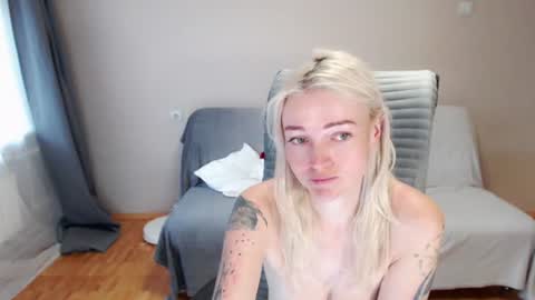 Polly online show from June 21, 5:19 am