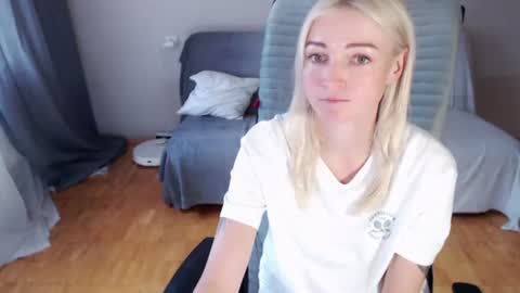 Polly online show from June 22, 6:47 am
