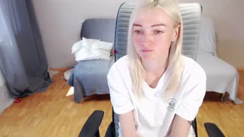 Polly online show from July 5, 4:48 am
