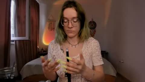 Alisa online show from August 11, 6:15 am