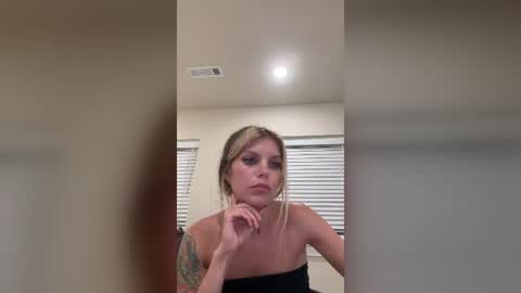 punchdrunk1717 online show from August 12, 7:00 am