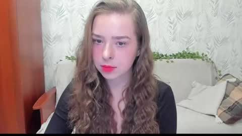 Polly online show from August 16, 6:01 pm