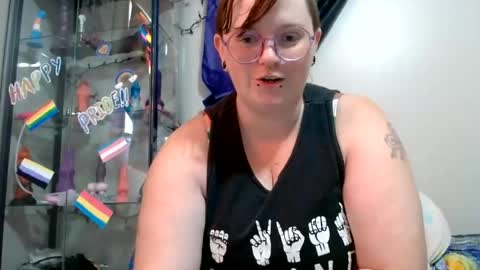 pupghostt online show from June 29, 1:14 pm