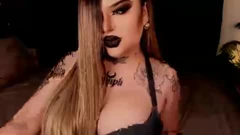 puquellas online show from August 9, 2:01 am