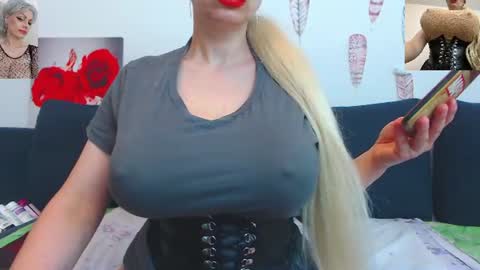 Luccy online show from August 2, 7:10 pm