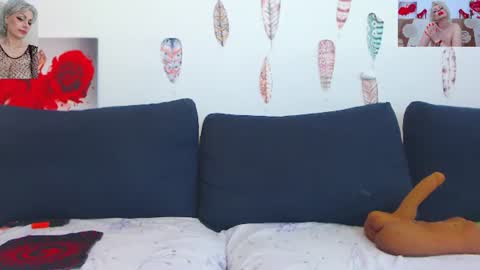 Luccy online show from August 2, 11:33 pm