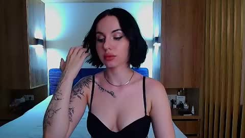 Julia online show from July 27, 4:12 pm