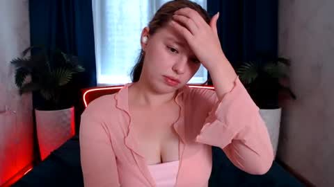 pureledy online show from August 5, 2:09 am