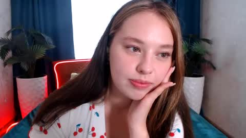 pureledy online show from August 8, 3:28 am