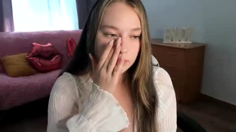 pureledy online show from August 11, 6:26 am