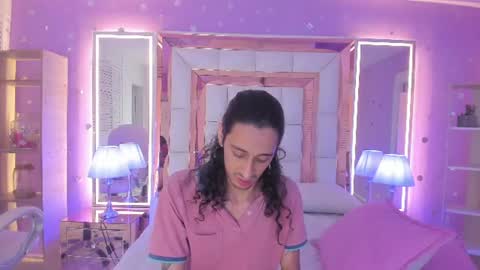 Experienced guys  online show from July 15, 10:54 pm