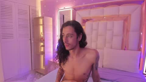 Experienced guys  online show from July 23, 10:45 pm
