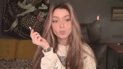 Bella online show from May 29, 1:08 am