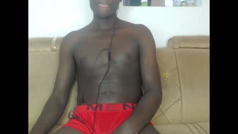 purple_hearts online show from June 10, 8:21 am