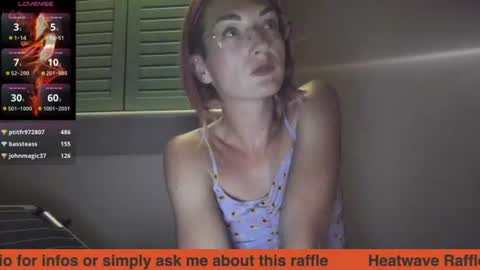PurpleRainn69  Dina online show from August 7, 10:21 pm
