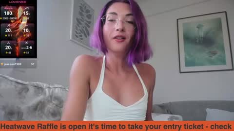 PurpleRainn69  Dina online show from August 9, 11:55 am