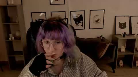 PurrSuation online show from August 16, 8:29 am