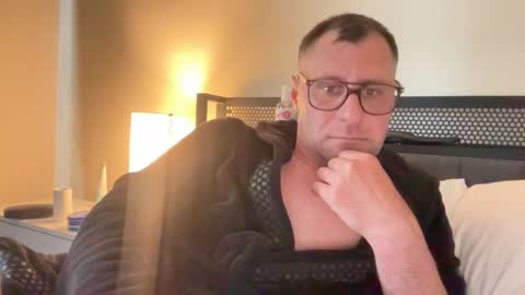 pushinghard89 online show from May 6, 9:55 am