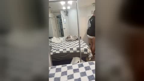 pussyeater420696953 online show from June 19, 7:58 pm