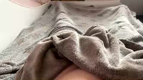 Pussylicker online show from August 6, 11:42 am