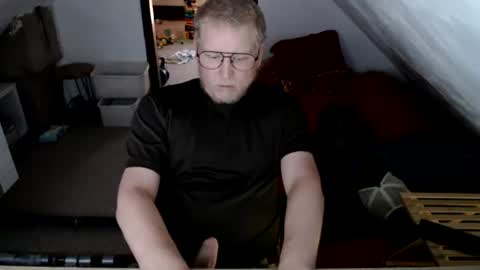 pussylovercb online show from June 15, 10:24 am